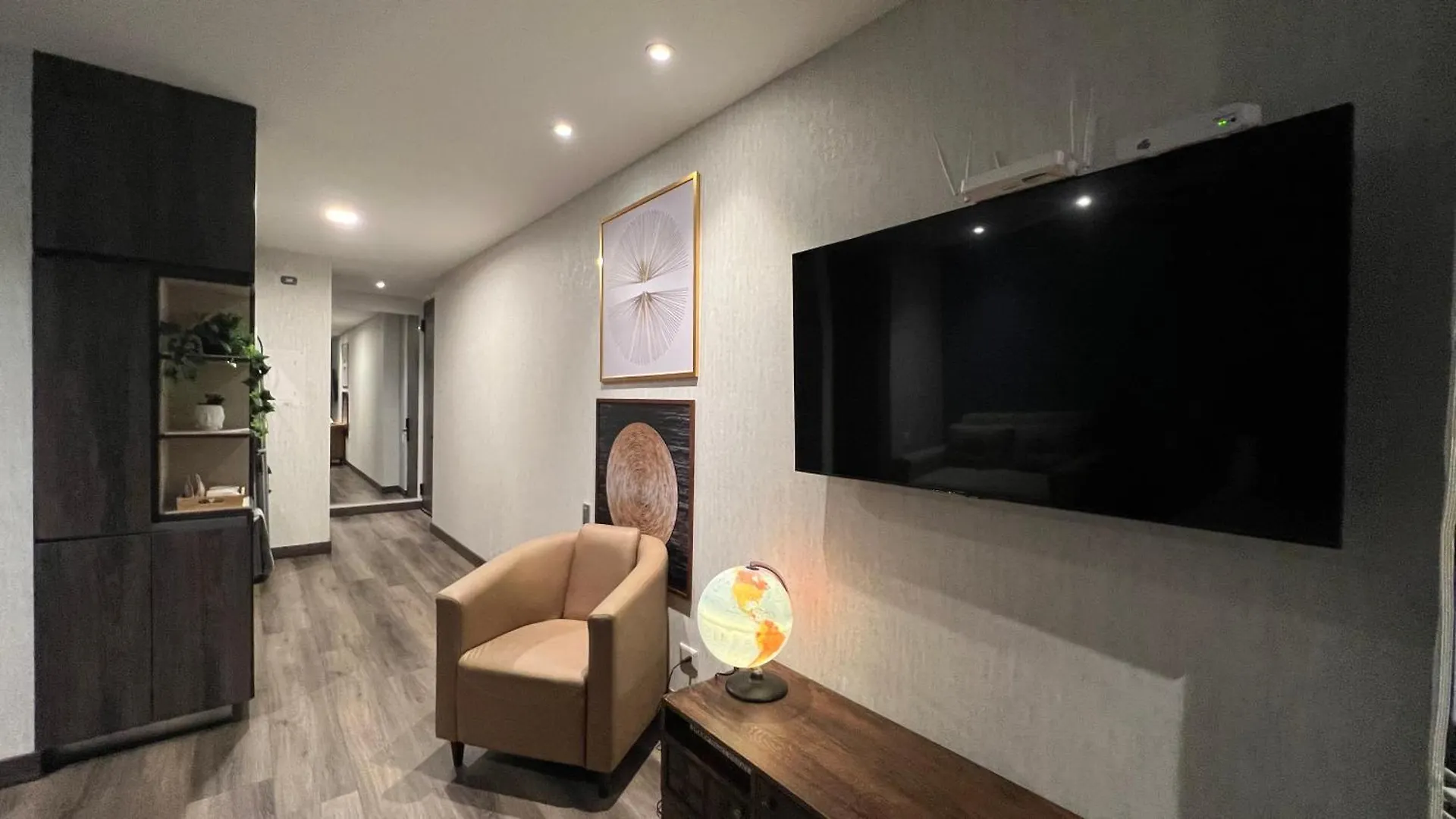 Apartment With Hotel Amenities, Coworking, Room Service, Gym Bogotá